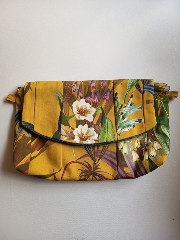 pochette Esquel